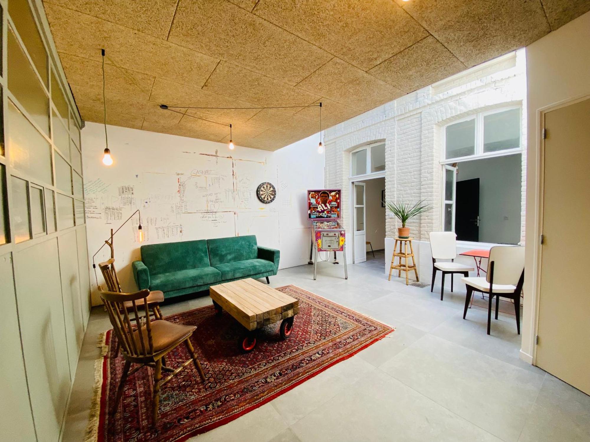 Oasis Urbaine - Spacieux Et Calme Avec Patio Lille Dış mekan fotoğraf